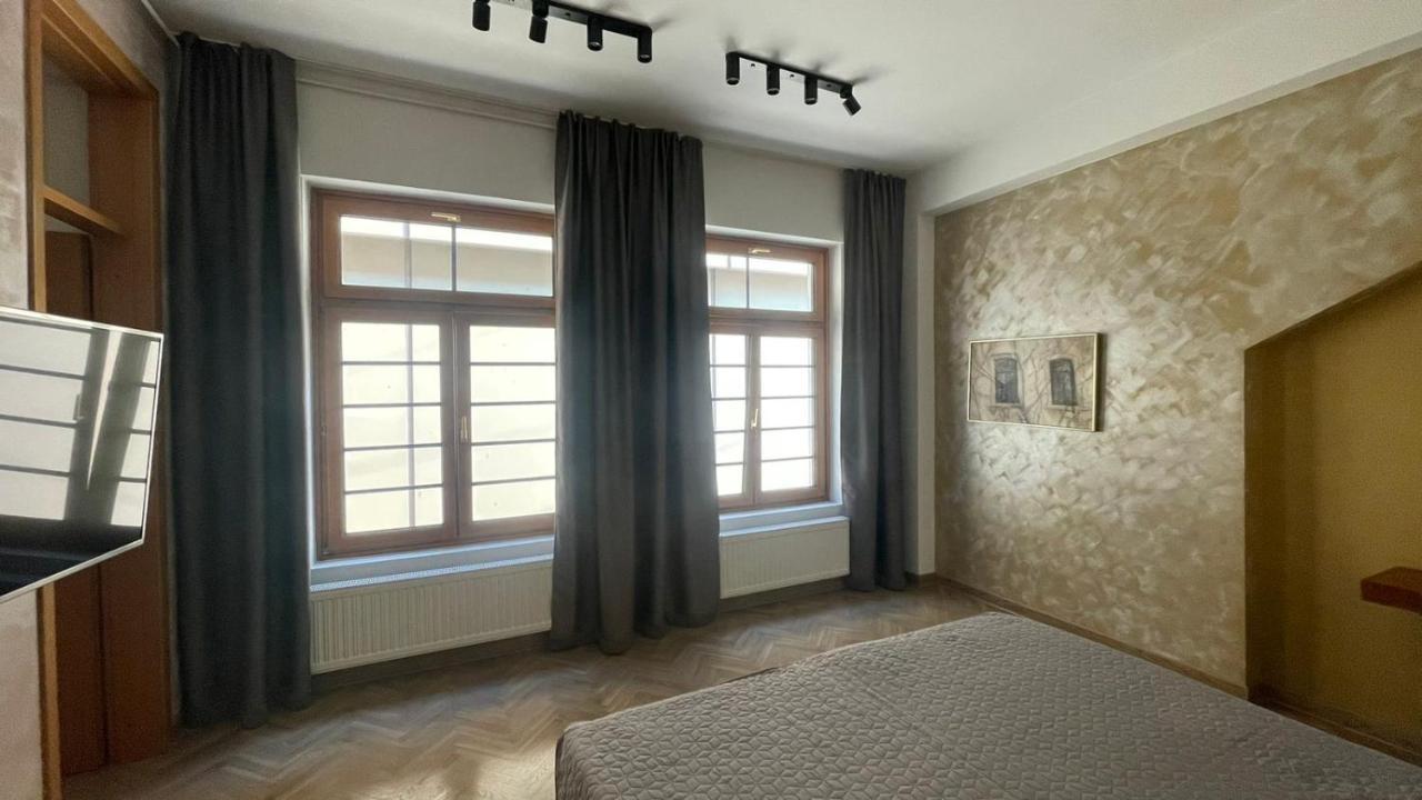 Corso Apartment ชาชาค ภายนอก รูปภาพ